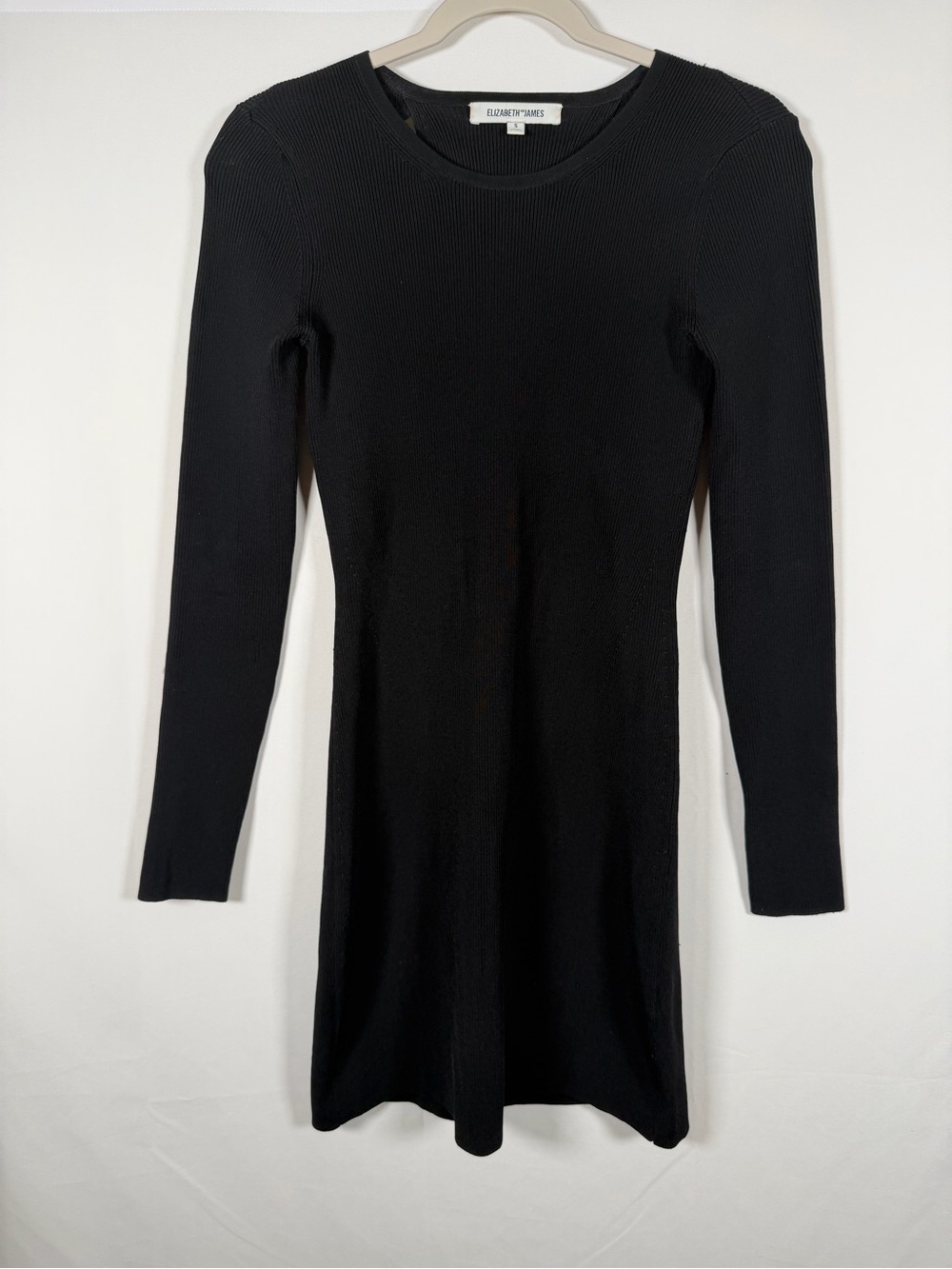 Elizabeth and James Black Long-Sleeve‎ Ribbed Knit Dress